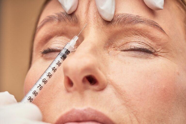 picture of woman receiving anti wrinkle injection as part of a training course